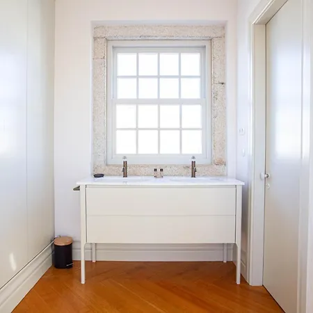 The Palace Penthouse 公寓 *