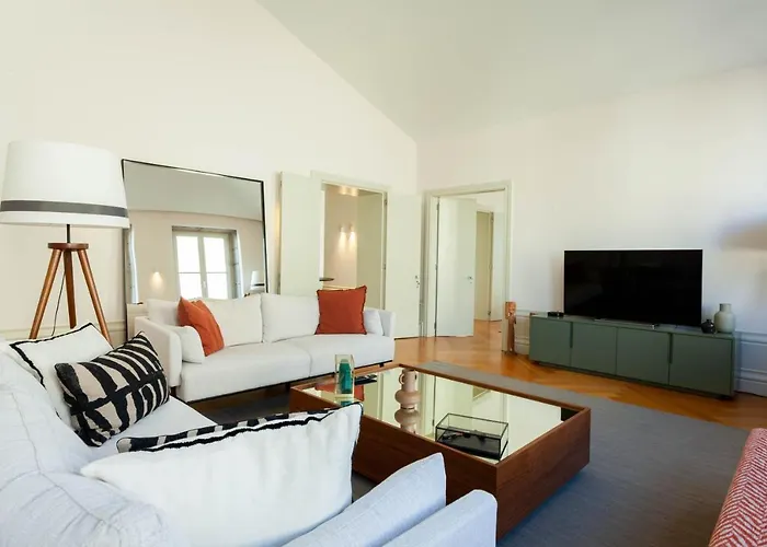 The Palace Penthouse Apartman *